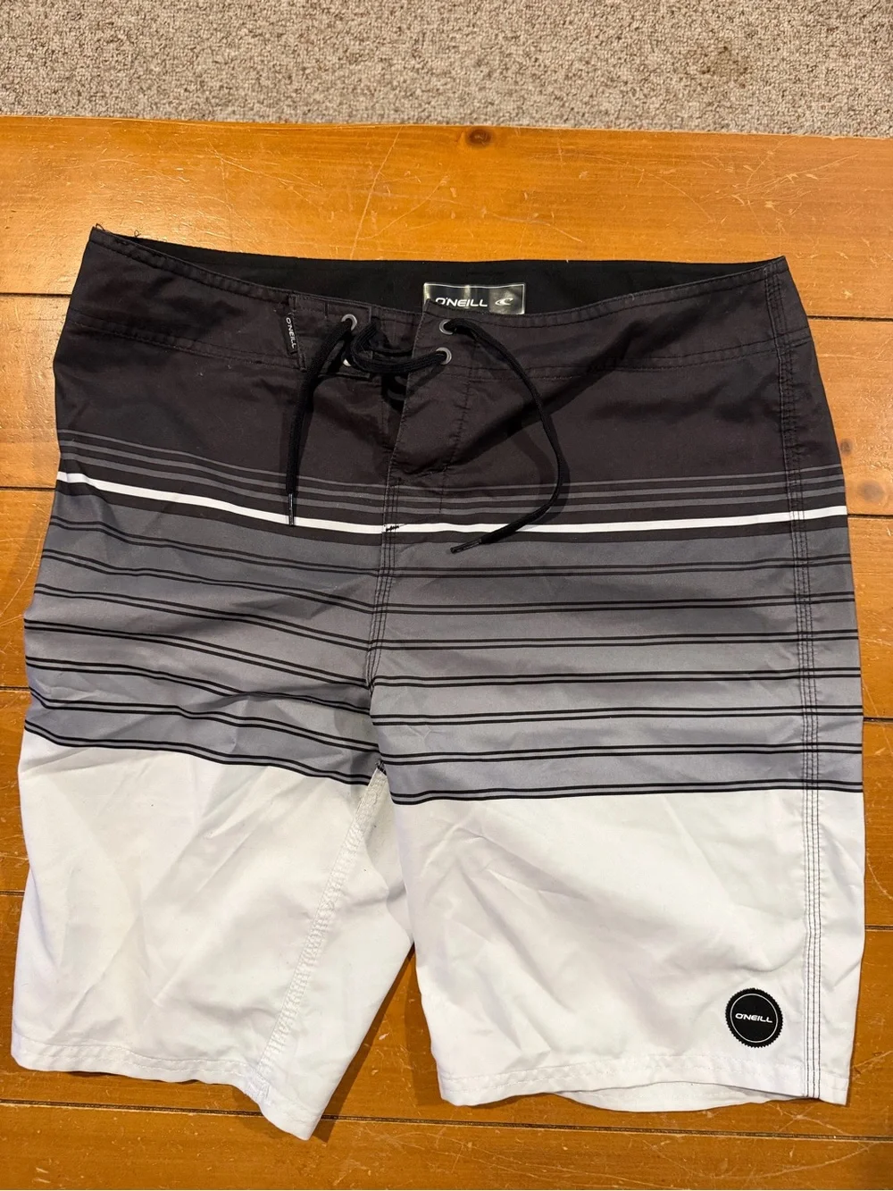 O'Neill Men's Black, Gray & White Gradient Stripe Board Shorts